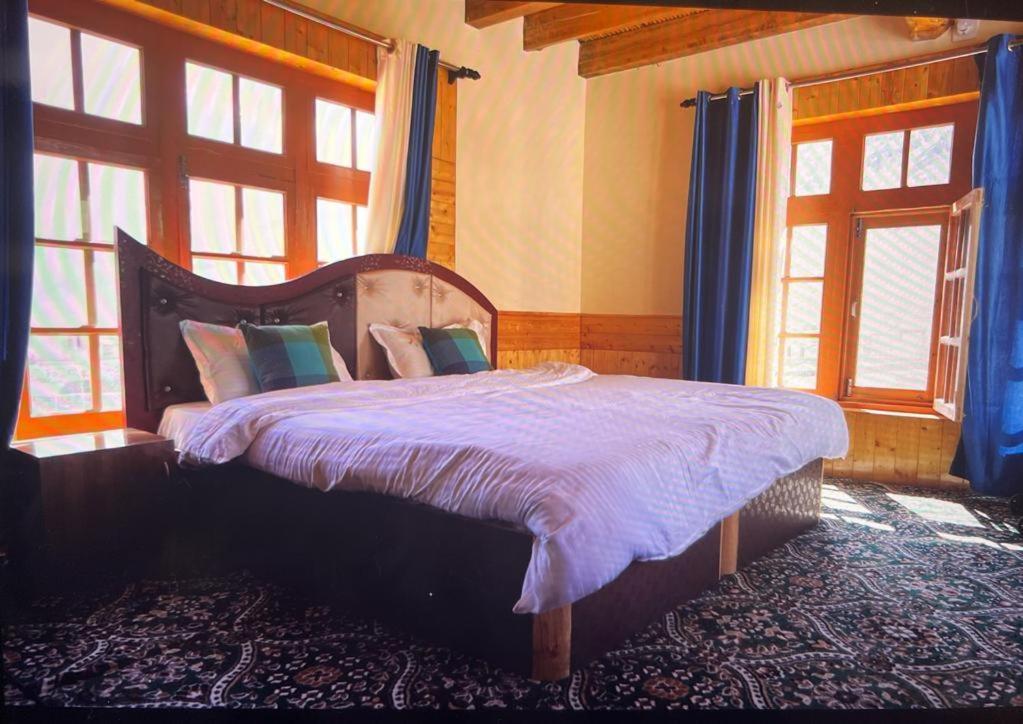 Guru View Home Stay Padam エクステリア 写真